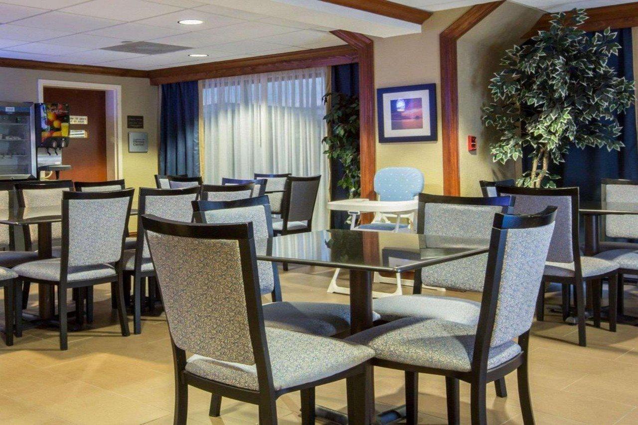 Comfort Suites Cumming-Atlanta Near Northside Hospital Forsyth Extérieur photo