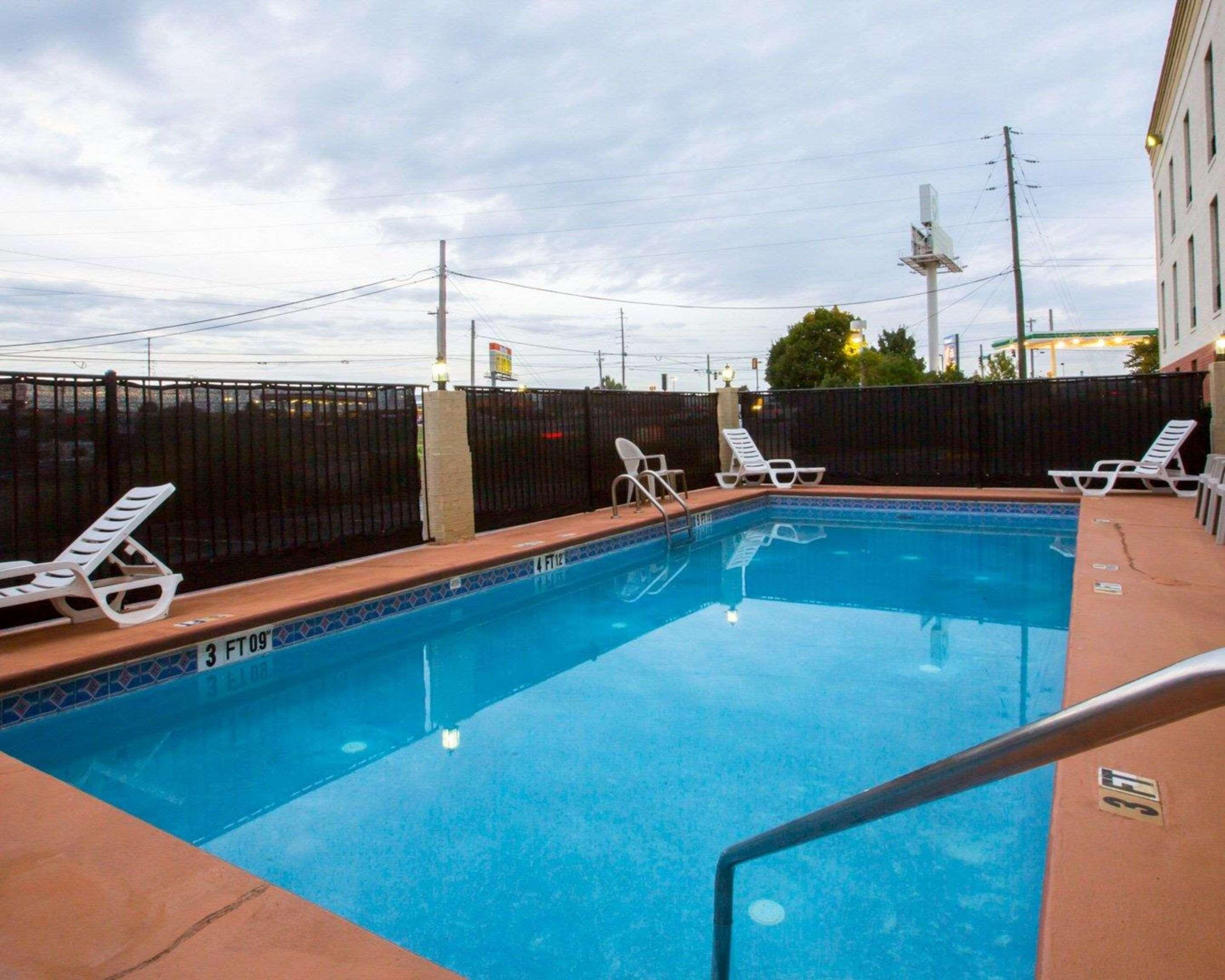Comfort Suites Cumming-Atlanta Near Northside Hospital Forsyth Extérieur photo