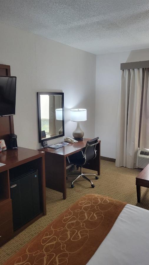 Comfort Suites Cumming-Atlanta Near Northside Hospital Forsyth Extérieur photo