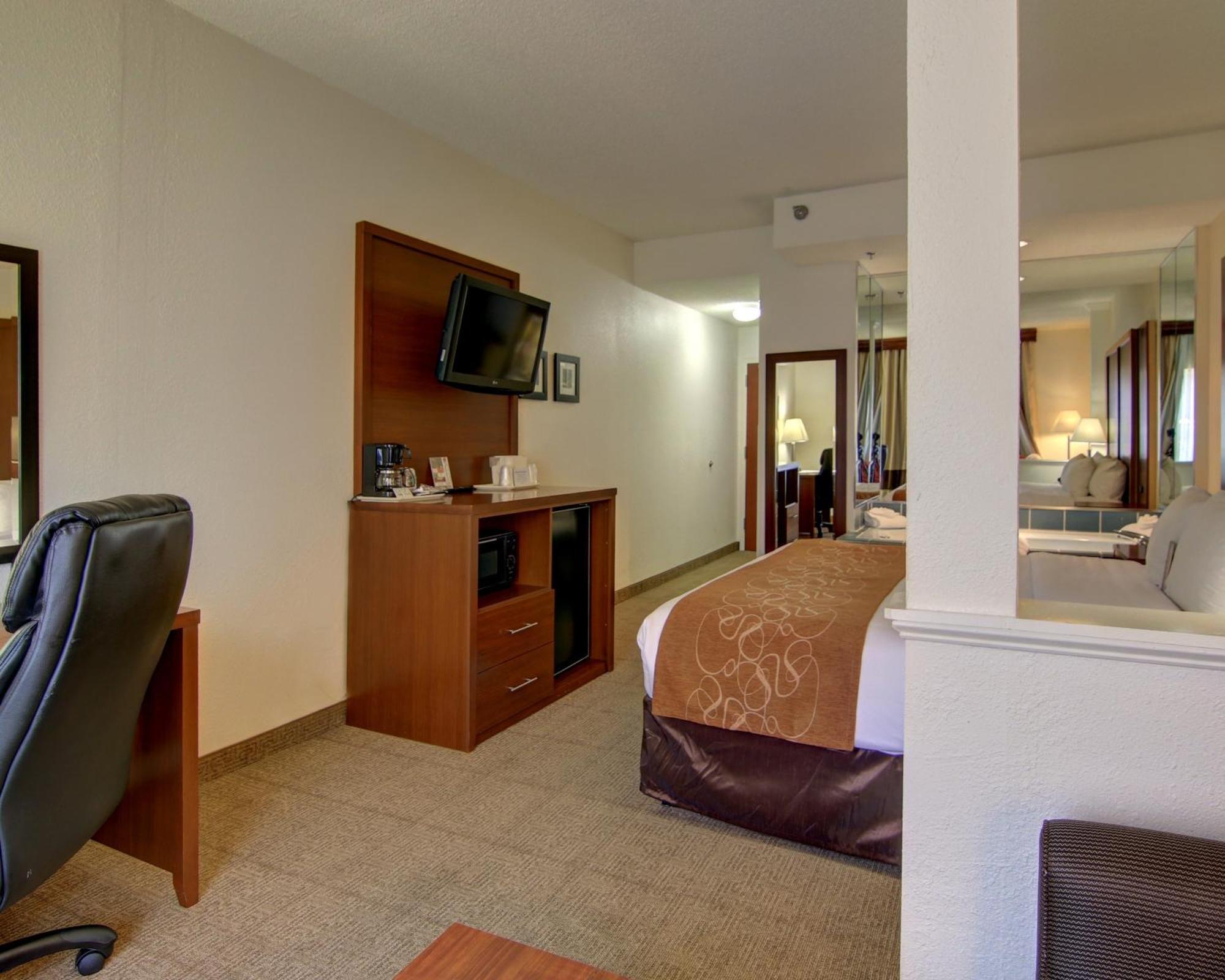 Comfort Suites Cumming-Atlanta Near Northside Hospital Forsyth Chambre photo
