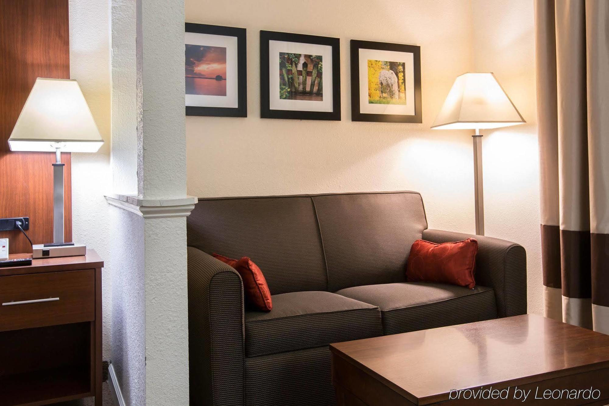 Comfort Suites Cumming-Atlanta Near Northside Hospital Forsyth Extérieur photo